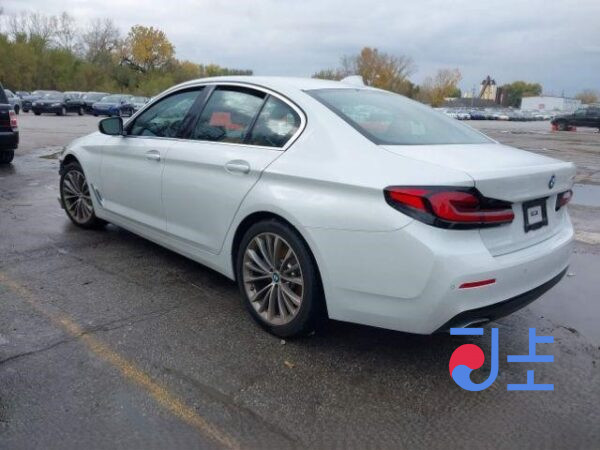 2023 BMW 530i xDrive White — WBA51FJ07RCR43919 - Image 3