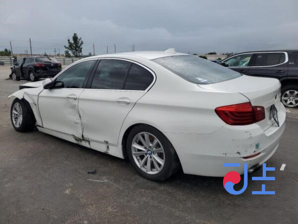 2015 BMW 5-Series 520d xDrive White — WBA5E7109FG152595 - Image 3
