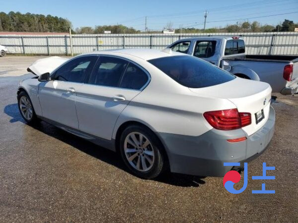 2015 BMW 5-Series 520d White — WBA5E5107FG056047 - Image 3
