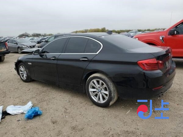 2015 BMW 5-Series 520d xDrive Black— WBA5E7101FG153076 - Image 3