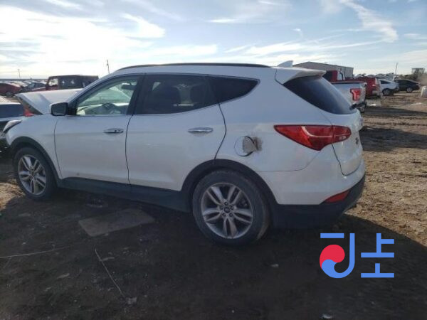 2015 Hyundai SantaFe White - KMHSU81UBGU587501 - Image 3