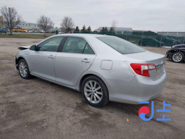 2014 Toyota Camry Hybrid Silver — 4T1BD1FK8FU144825 - Image 3