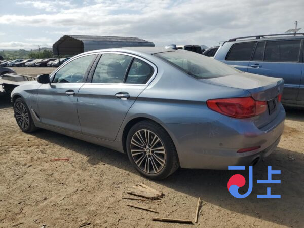 2017 BMW 5-Series 520d xDrive Gray — WBAJC5106HG859052 - Image 3