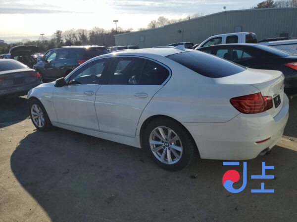 2014 BMW 5-Series 520d White — WBA5E5104FG059293 - Image 3