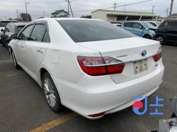2015 Toyota Camry Hybrid White — AVV50-1046725 - Image 3