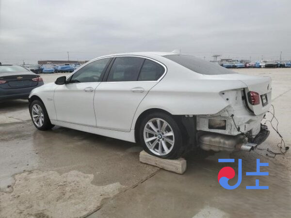 2015 BMW 5-Series 520d xDrive White — WBA5E7109FG154704 - Image 3