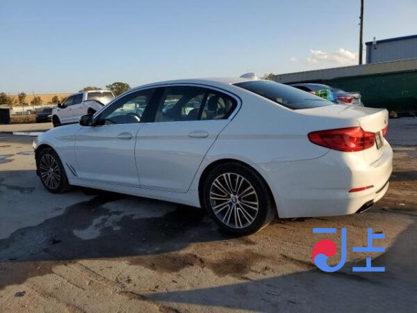 2020 BMW 520i White — WBA11BH05MCF25531 - Image 3