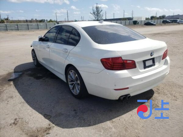 2015 BMW 5-Series 520d White — WBA5E5105FG063501 - Image 3