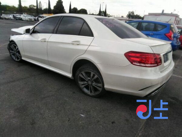 2014 Mercedes Benz E Class E220 White - WDDHF0AB0FB114472 - Image 3