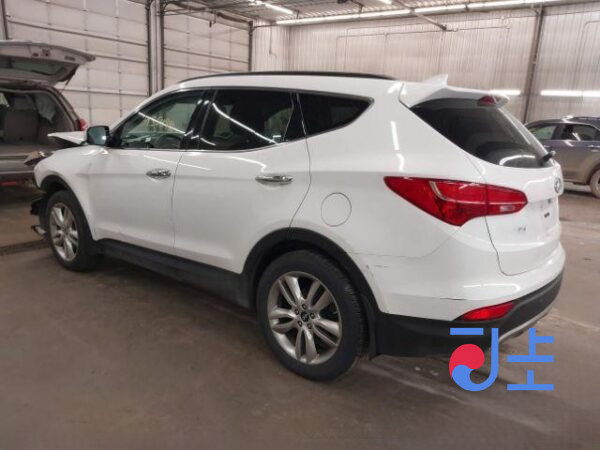 2015 Hyundai SantaFe White - KMHSW81UDGU620167 - Image 3