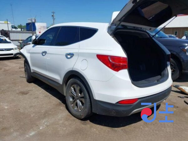 2015 Hyundai SantaFe White - KMHSW81UBGU527816 - Image 3