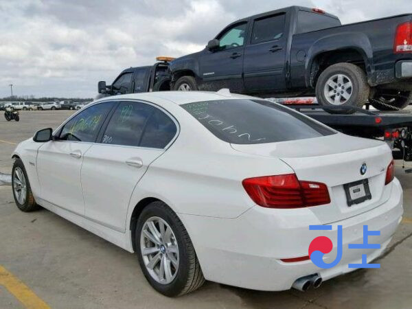 2016 BMW 5-Series 520d White — WBA5E5105GG209414 - Image 3