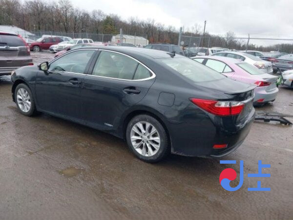 2014 Lexus ES300H Black — JTHBW1GG9E2065813 - Image 3