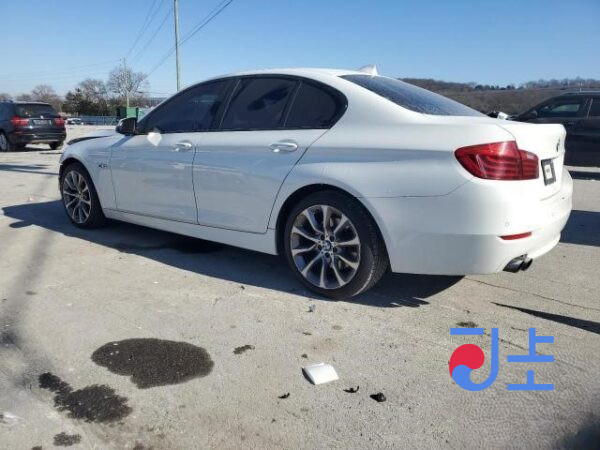 2016 BMW 5-Series 520d White — WBA5E5107GG204179 - Image 3
