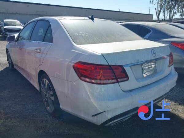 2015 Mercedes-Benz E250 BlueTEC 4Matic White — WDDHF9HB7GB178567 - Image 3