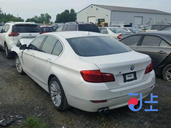 2014 BMW 5-Series 520d xDrive White — WBA5B910XED569969 - Image 3