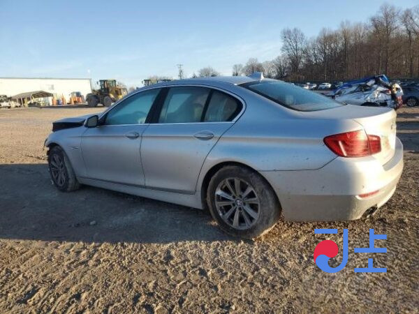 2014 BMW 5-Series 520d xDrive Silver — WBA5B9103ED567187 - Image 3