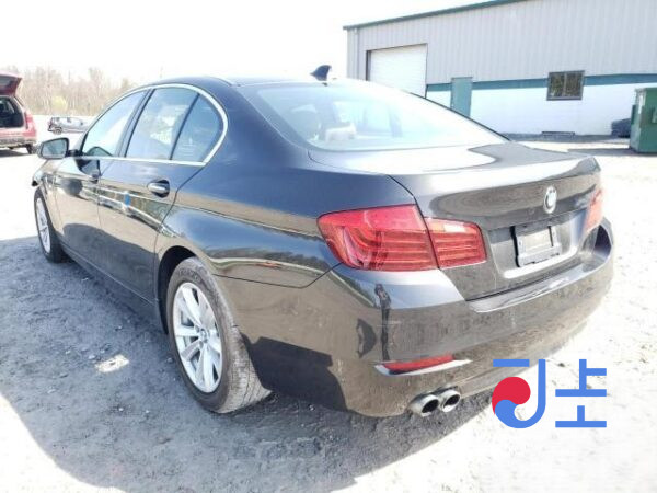 2016 BMW 5-Series 520d Black — WBAJC3101HG465981 - Image 3