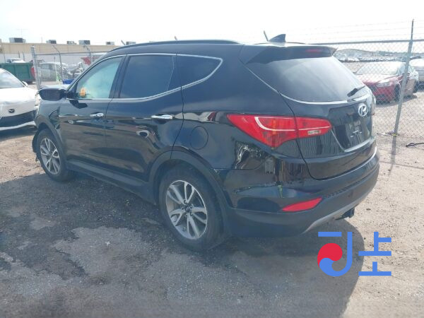 2016 Hyundai SantaFe Black - KMHSW81UBHU707480 - Image 3