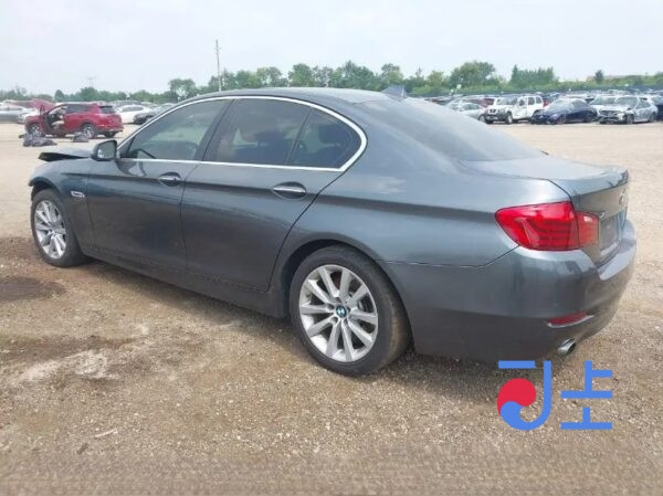 2014 BMW 5-Series 520d xDrive Gray — WBA5B9100ED570404 - Image 3