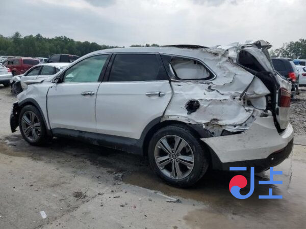 2015 Hyundai SantaFe White - KMHSW81UBGU544823 - Image 3