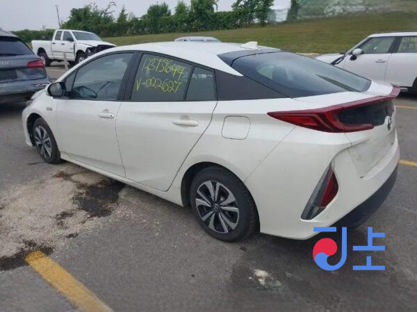 2017 Toyota Prius White - JTDKBRFU0H3552626 - Image 3