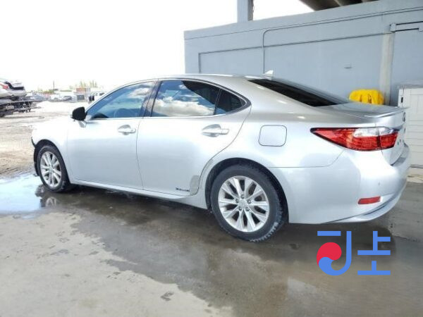 2014 Lexus ES300H Silver — JTHBW1GG0E2044820 - Image 3