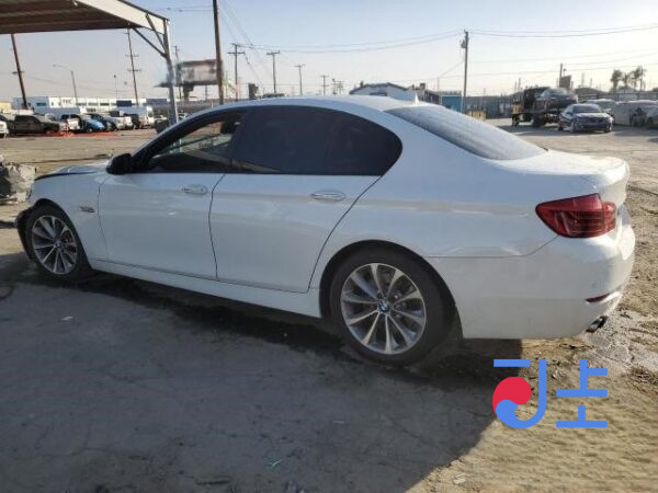 2015 BMW 5-Series 520d White — WBA5R5105FG060887 - Image 3