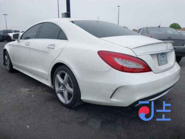 2015 Mercedes-Benz CLS250d 4Matic White — WDDLJ9HB1GA163657 - Image 3