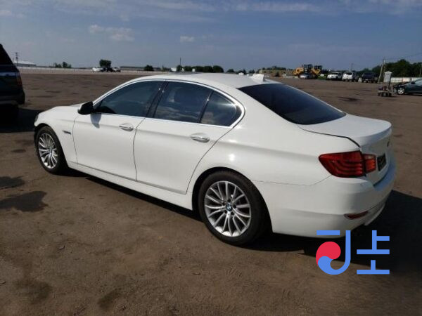 2014 BMW 5-Series 520d xDrive White — WBA5E7104FGK09706 - Image 3