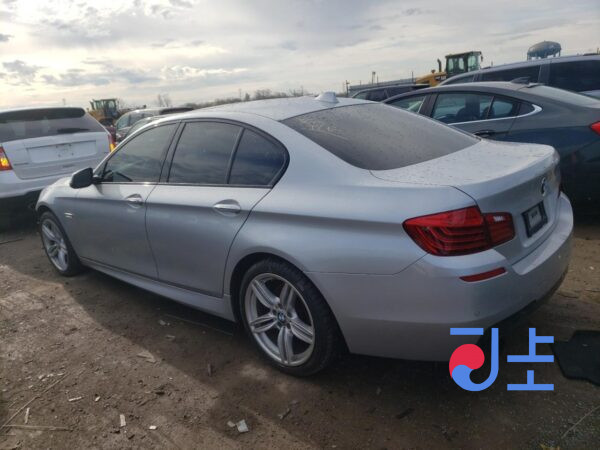 2014 BMW 5-Series 520d xDrive Silver — WBA5B9101ED569939 - Image 3