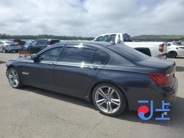 2015 BMW 730d xDrive Gray — WBAYC4107FDZ76842 - Image 3
