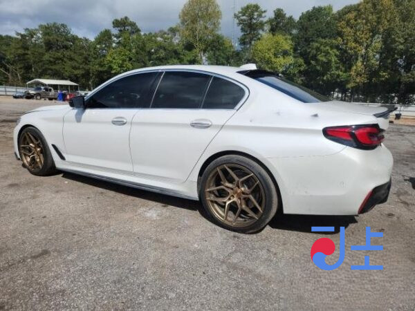 2017 BMW 5-Series 520d White — WBAJC310XJWB78864 - Image 3