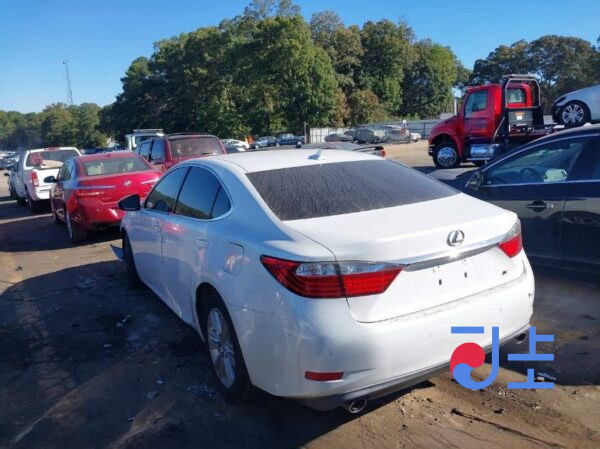 2014 Lexus ES300H White — JTHBW1GG5E2051228 - Image 3
