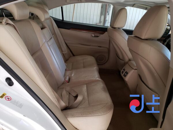2015 Lexus ES300H White — JTHBW1GG9G2110834 - Image 7