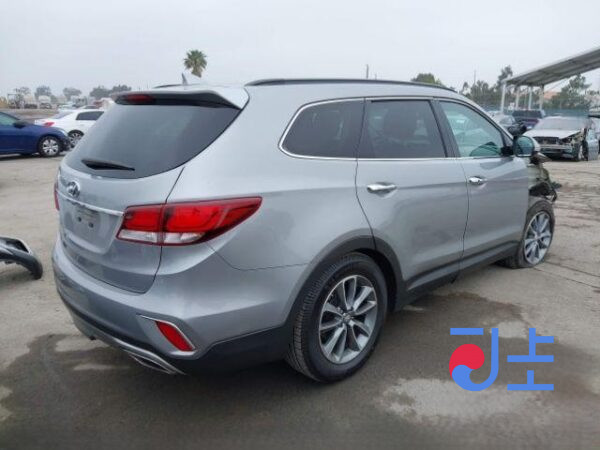 2017 Hyundai SantaFe Gray - KMHSW81UBJU795244 - Image 4