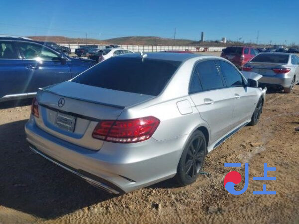 2015 Mercedes-Benz E250 BlueTEC 4Matic Silver — WDDHF9HB4GB290016 - Image 4