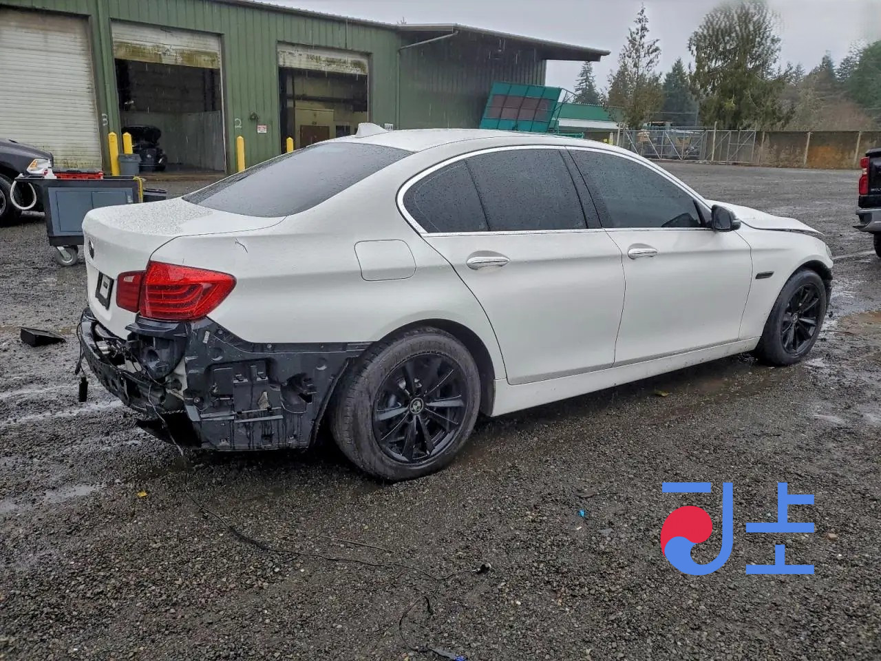 2014 BMW 5-Series 520d White — WBA5C3106ED766969 - Image 4