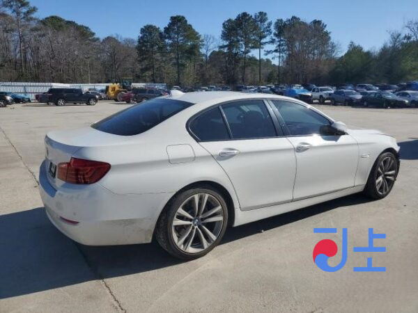 2014 BMW 5-Series 520d White — WBA5E5102FG059910 - Image 4
