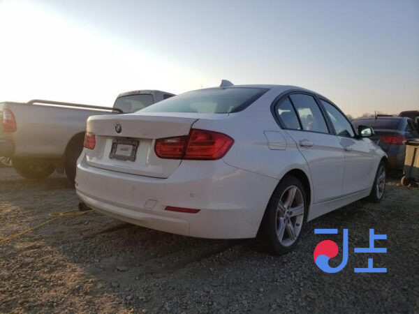 2015 BMW 320d White — WBA8C5104GK633523 - Image 4