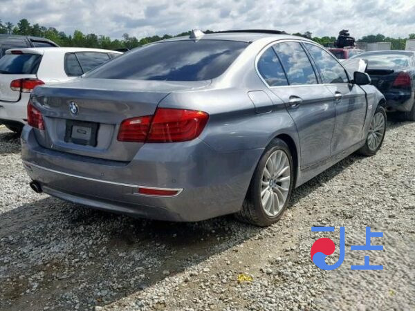 2014 BMW 5-Series 520d Gray — WBA5C6109ED767131 - Image 4