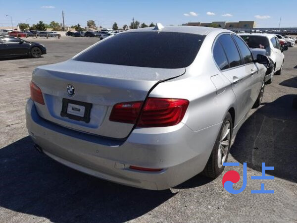 2014 BMW 5-Series 520d xDrive Silver — WBA5B9109ED566058 - Image 4