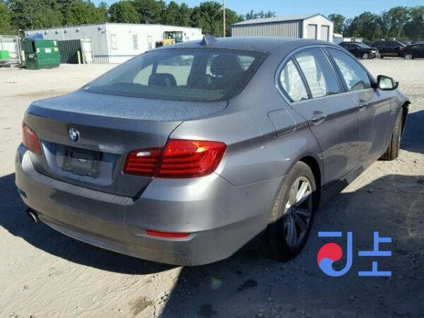 2015 BMW 5-Series 520d xDrive Gray — WBA5E7106GG159277 - Image 4