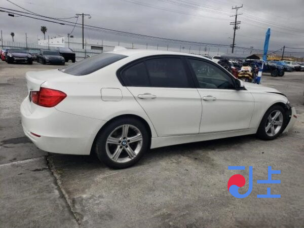 2014 BMW 320d xDrive White — WBA3D510XEF705371 - Image 4