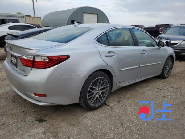 2014 Lexus ES300H Silver — JTHBW1GG9F2084251 - Image 4