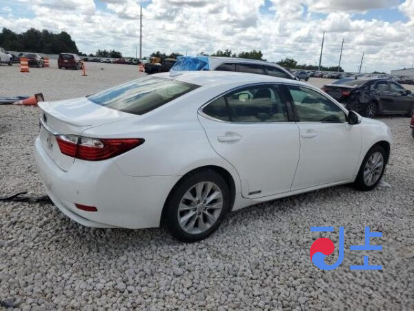 2014 Lexus ES300H White — JTHBW1GGXE2044369 - Image 4