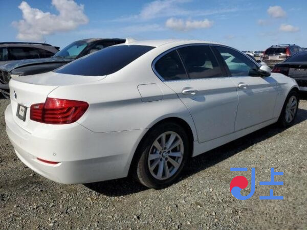 2015 BMW 5-Series 520d White — WBA5E5105GG068022 - Image 4