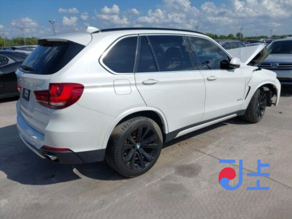 2015 BMW X5 xDrive40d White — WBAKS6105F0N59179 - Image 4