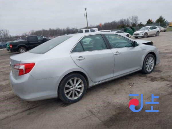 2014 Toyota Camry Hybrid Silver — 4T1BD1FK8FU144825 - Image 4