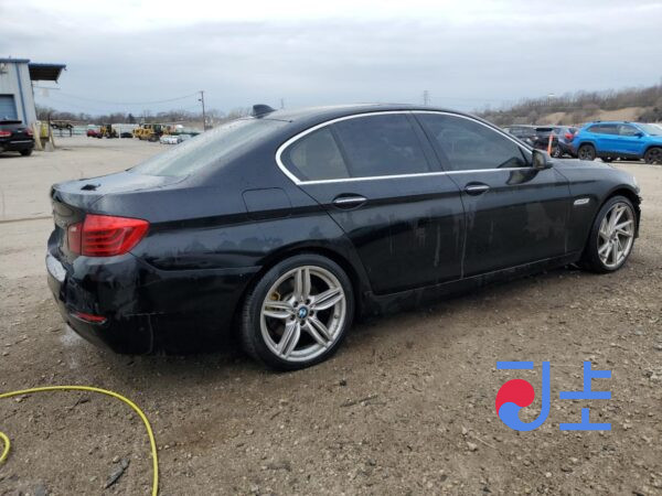 2015 BMW 5-Series 520d Black — WBA5E5105FG065328 - Image 4